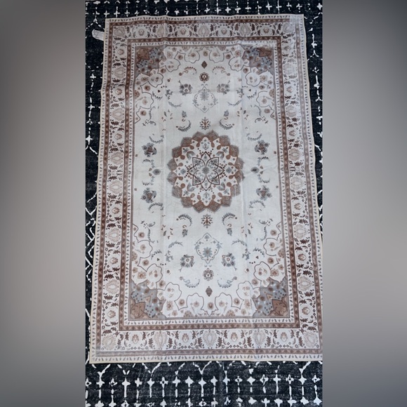 Brand NEW Amazon 3x5 Washable Boho Rug - Picture 1 of 3